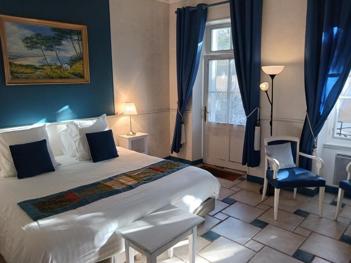 Hotel La Cognette A 25 Kilometres De Chateauroux Et 30 Kilometres De Bourges Ісуден Екстер'єр фото